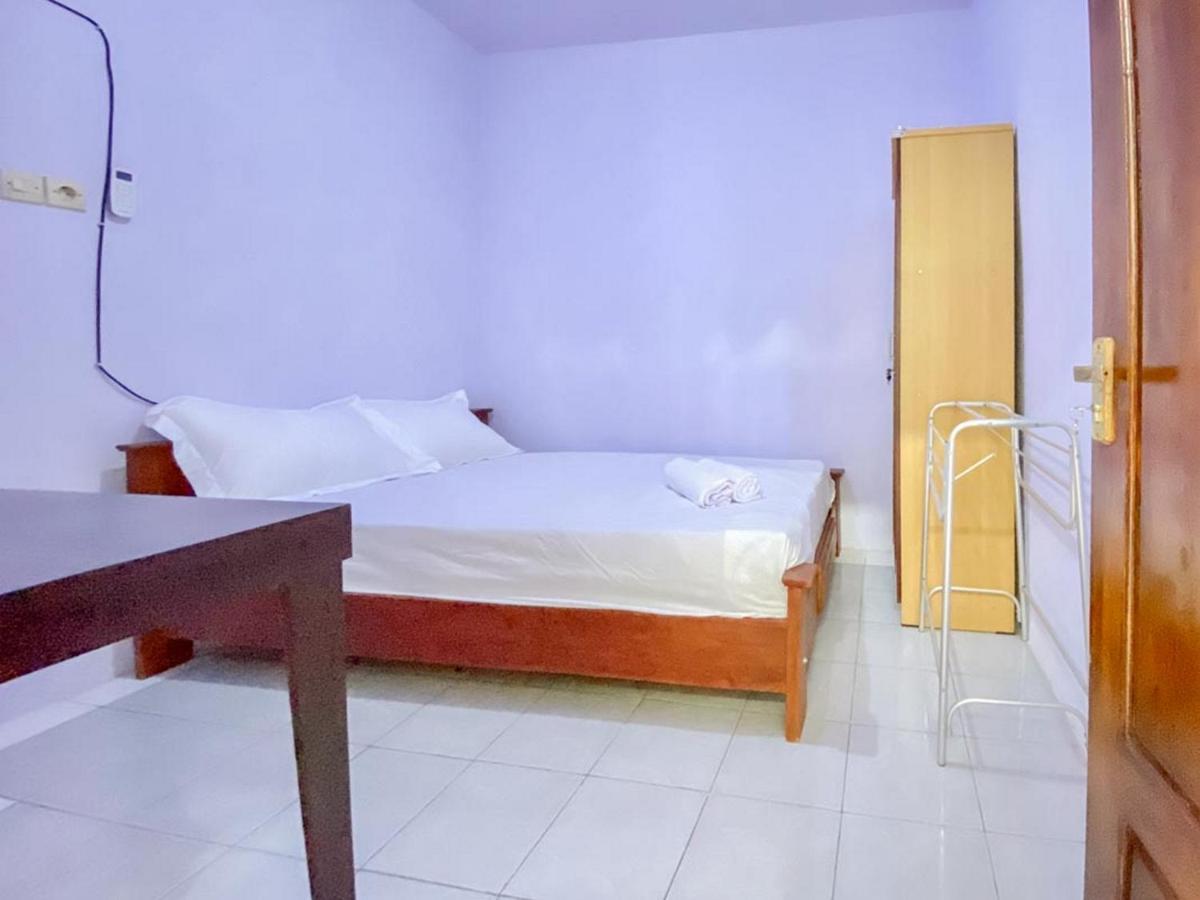 Griya Asri Syariah Mitra Reddoorz Hotel Rogojampi Buitenkant foto