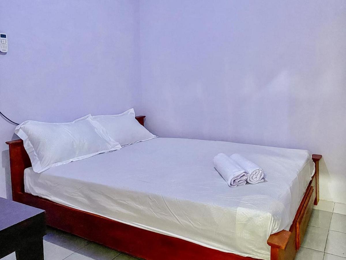 Griya Asri Syariah Mitra Reddoorz Hotel Rogojampi Buitenkant foto